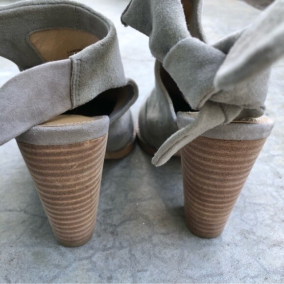 Splendid Danae Booties Shooties Shoes Stacked Heel Gray Grey Suede Tie Back 6.5 - Picture 7 of 9